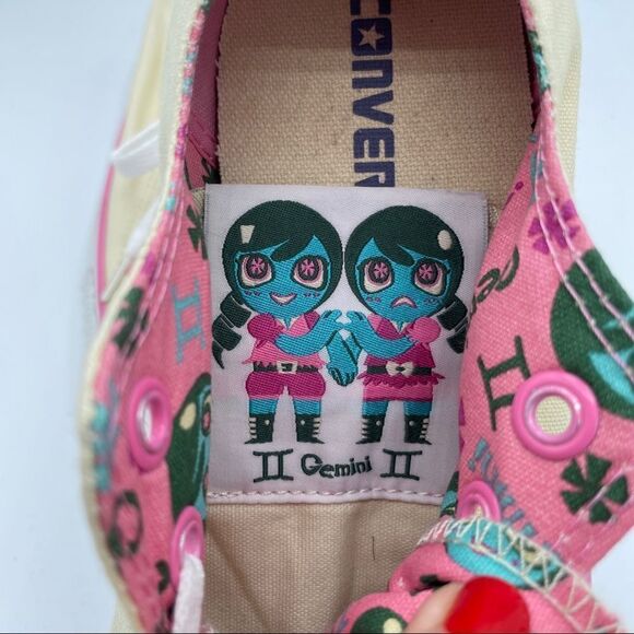 ~Converse Star Power Collection Gemini 8 - Picture 6 of 11